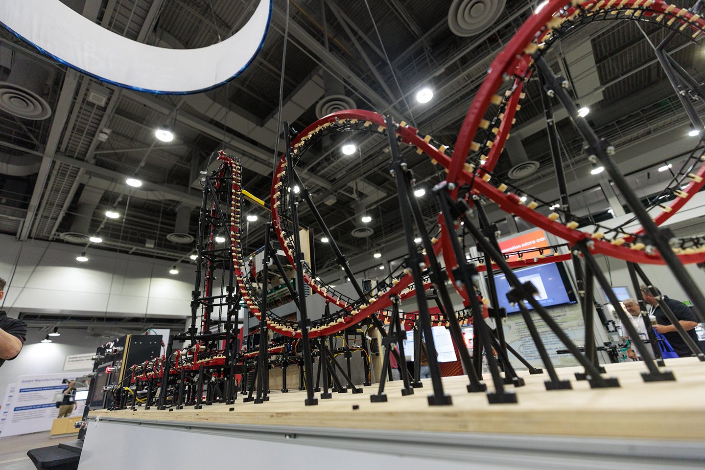 Expo-16
